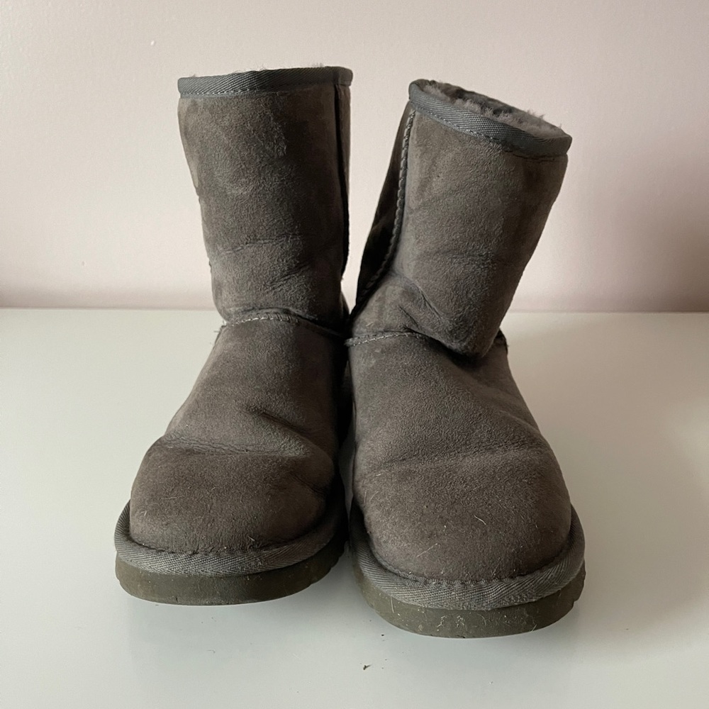 Classic Short Women's Shearling Boots - Gray